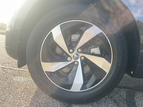 New 2025 Jaguar F-PACE R-Dynamic S image 26