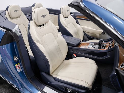 Used 2024 Bentley Continental GT V8 AWD/4WD image 73