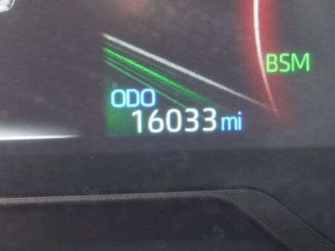 Used 2024 Toyota RAV4 LE image 8