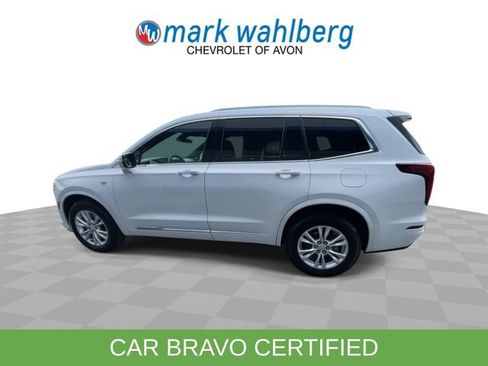 Certified 2024 Cadillac XT6 Luxury w/ LPO, Floor Liner Package AWD/4WD image 5