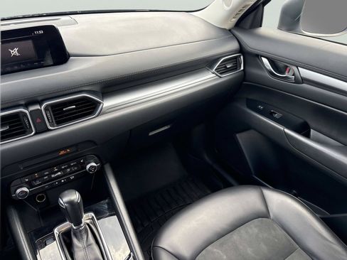 Used 2019 MAZDA CX-5 Touring FWD image 10