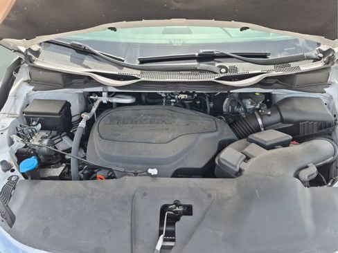 Certified 2024 Honda Odyssey Touring image 21