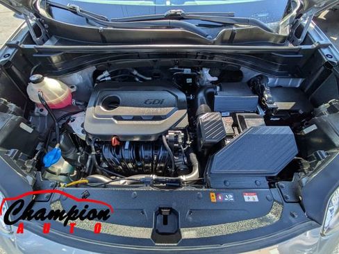 Used 2021 Kia Sportage LX image 16