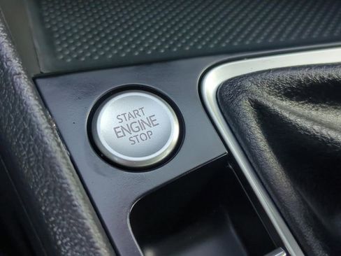 Used 2024 Volkswagen Jetta SE FWD image 23