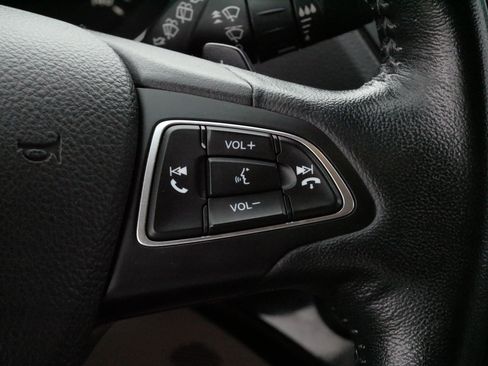 Used 2017 Ford Escape Titanium AWD/4WD image 25