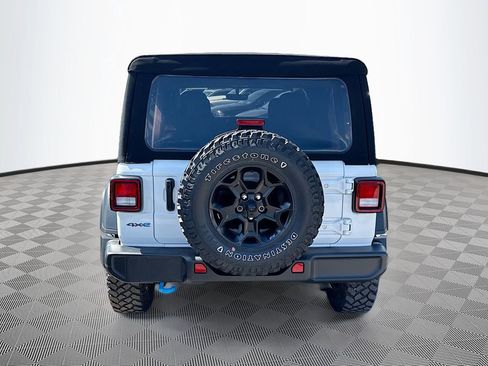 Used 2023 Jeep Wrangler Unlimited w/ Cold Weather Group image 7