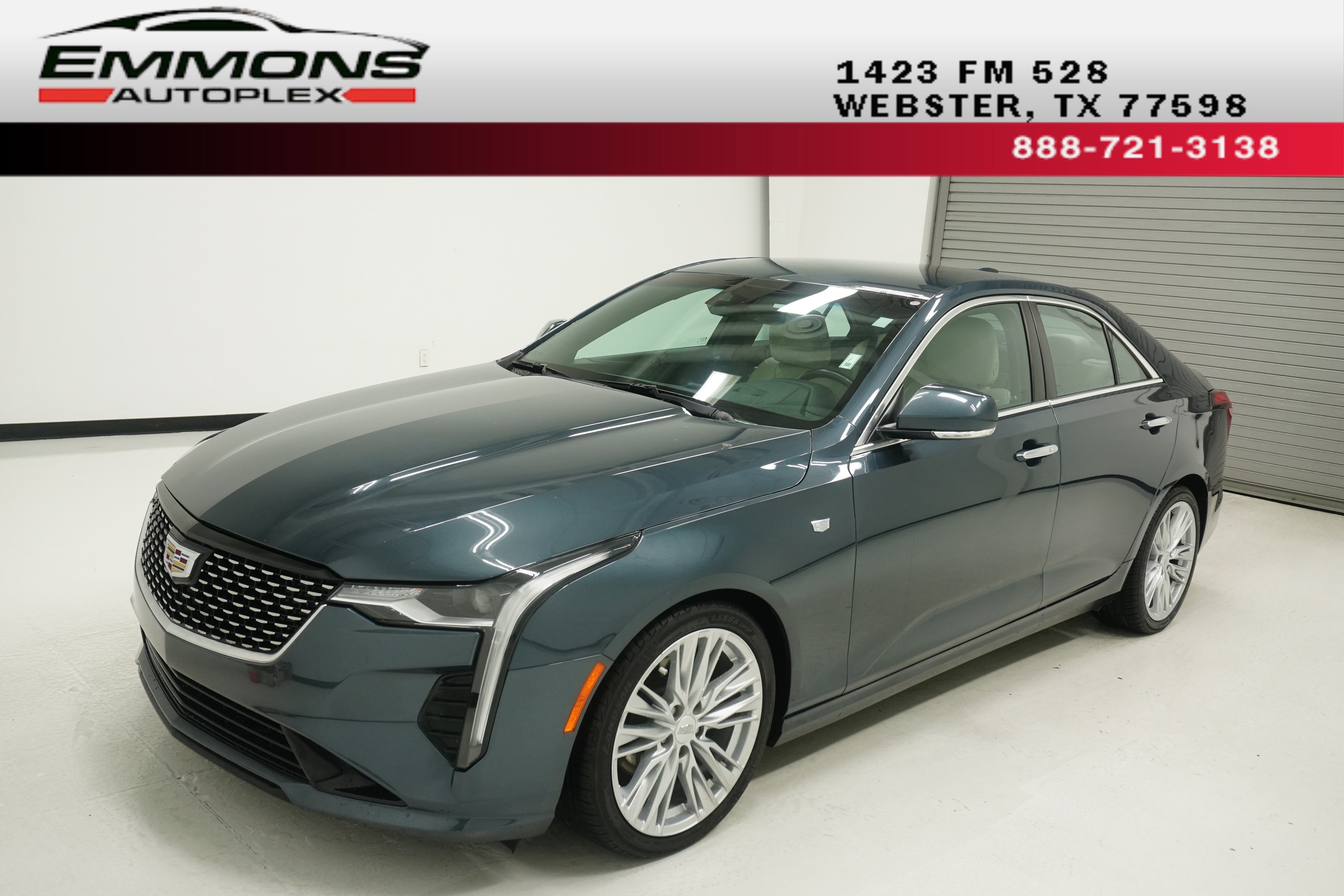 Used 2021 Cadillac CT4 Premium Luxury RWD image 1