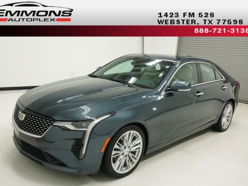 Used 2021 Cadillac CT4 Premium Luxury RWD image 1
