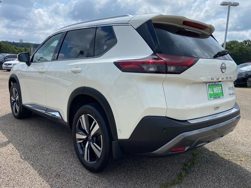 Used 2023 Nissan Rogue SL w/ SL Premium Package AWD/4WD image 5