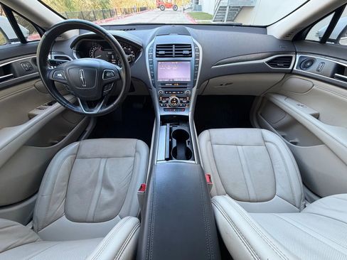 Used 2020 Lincoln MKZ Reserve w/ Elements Package image 17