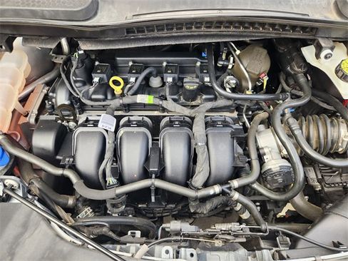 Used 2021 Ford Transit Connect XL image 9