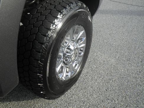 Used 2017 Ford F350 Lariat w/ Lariat Ultimate Package image 9