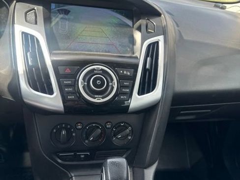 Used 2013 Ford Focus S FWD image 14