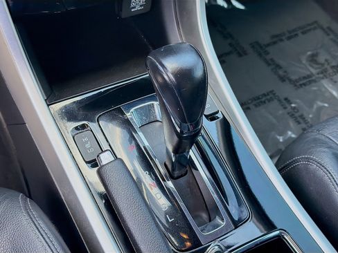 Used 2016 Honda Accord EX-L image 15