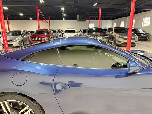 Used 2019 Ferrari Portofino Base image 32