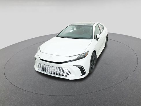 New 2026 Toyota Camry XSE image 16