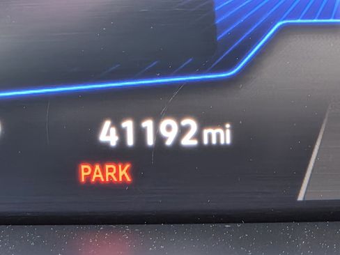 Used 2023 Volkswagen Tiguan SE image 23