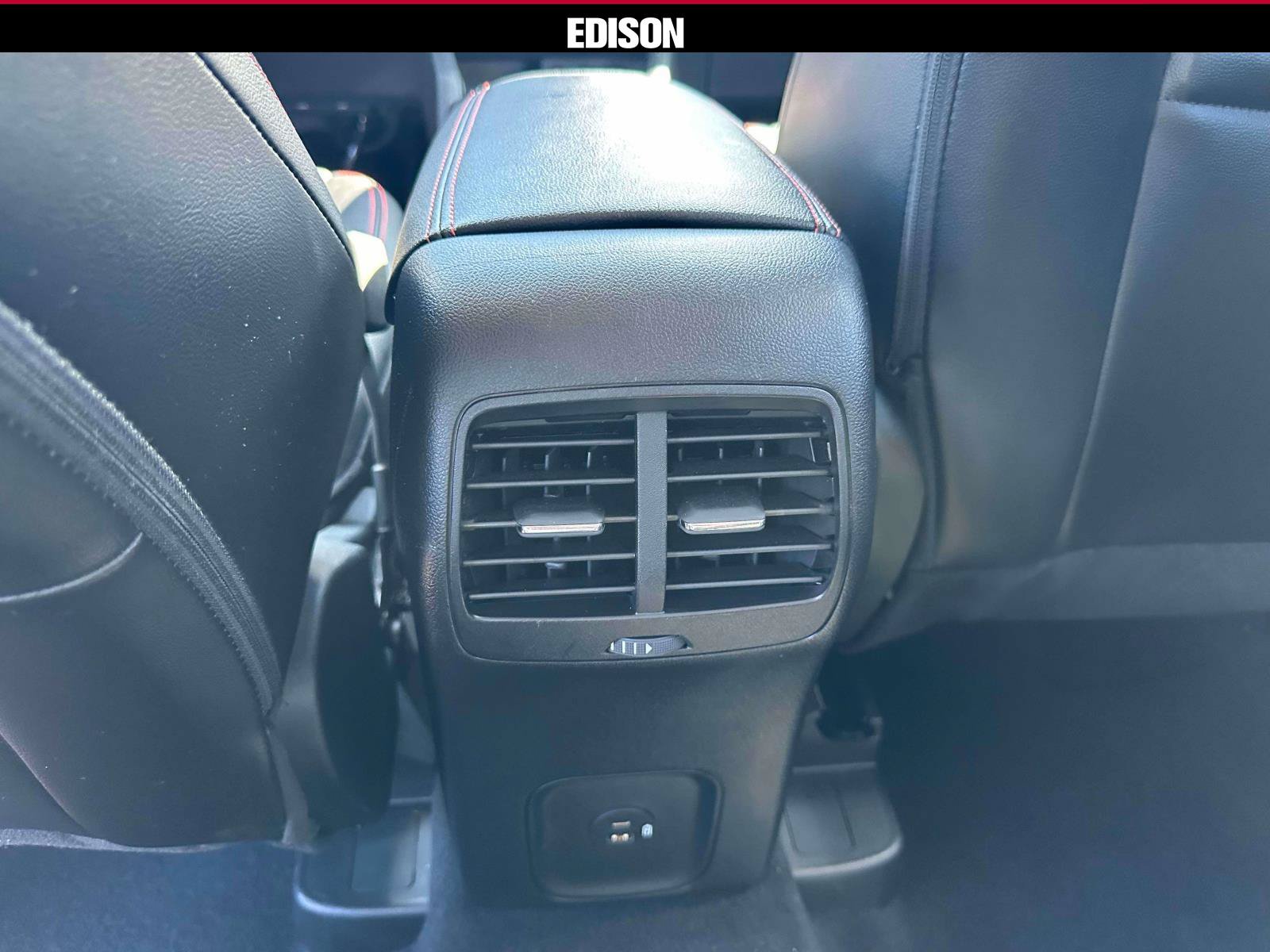 Used 2022 Ford Escape SEL w/ SEL Stealth AWD Package image 11