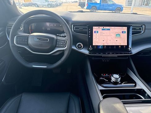 New 2026 Jeep Grand Wagoneer L 4WD image 9