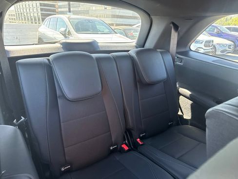 Certified 2025 Mercedes-Benz GLS 450 4MATIC w/ AMG Line Exterior image 8