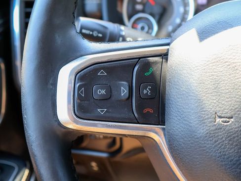 Used 2019 RAM 1500 Laramie AWD/4WD image 12