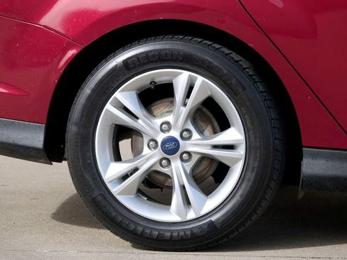 Used 2014 Ford Focus SE image 28