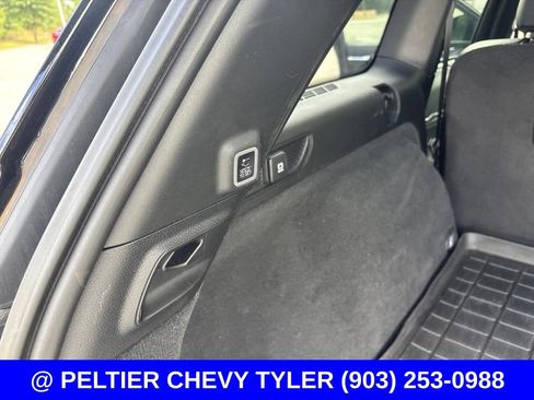 Used 2023 Jeep Grand Cherokee Overland w/ Luxury Tech Group IV AWD/4WD image 26