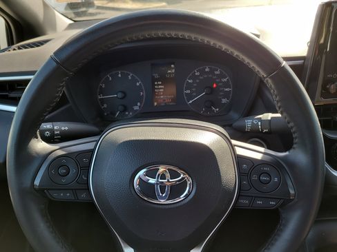 Certified 2025 Toyota Corolla SE image 27