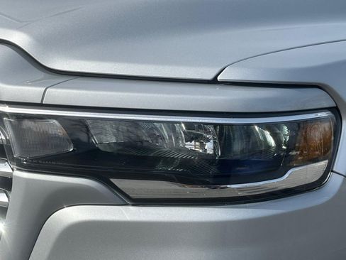 New 2026 RAM 1500 Laramie AWD/4WD image 11
