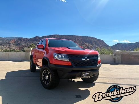 Used 2020 Chevrolet Colorado ZR2 image 2