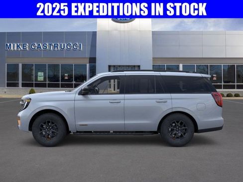 New 2025 Ford Expedition Tremor image 3
