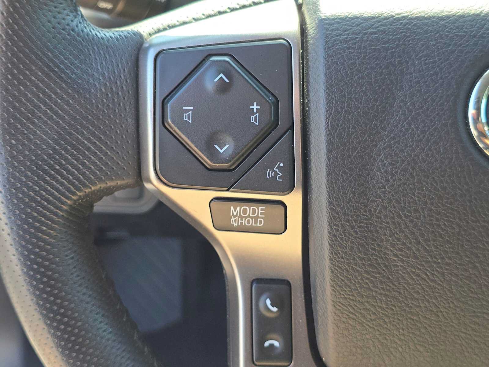 Certified 2022 Toyota Tacoma SR5 w/ SR5 Appearance Package (SM) RWD image 27