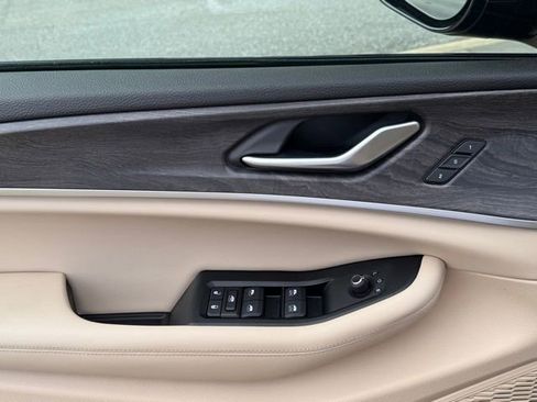 Used 2024 Jeep Grand Cherokee Limited image 15