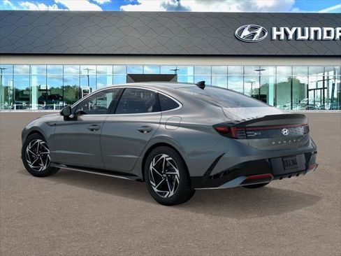 New 2026 Hyundai Sonata SEL FWD image 5