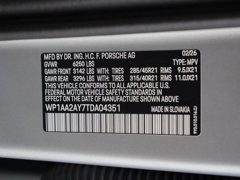 New 2026 Porsche Cayenne image 24