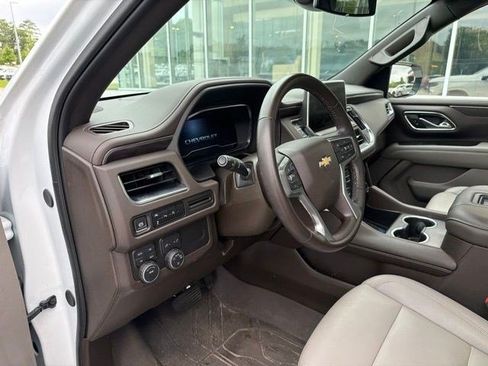 Used 2024 Chevrolet Tahoe LT AWD/4WD image 13