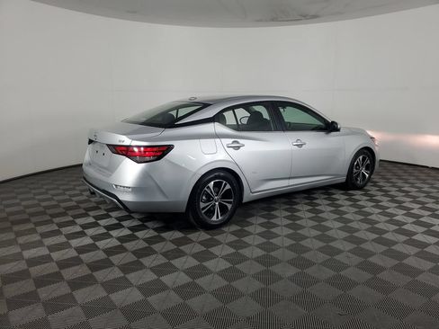 Used 2021 Nissan Sentra SV FWD image 3