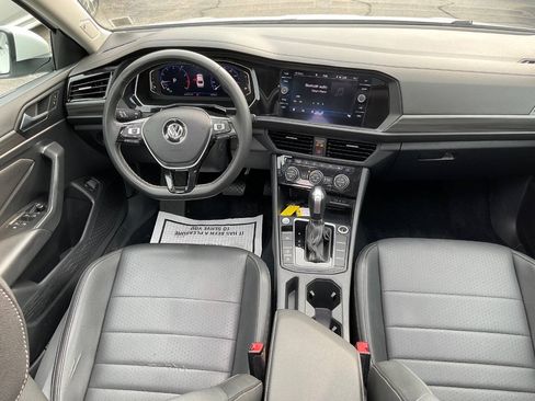 Used 2021 Volkswagen Jetta SEL FWD image 17