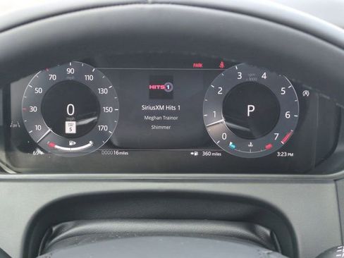 New 2026 Land Rover Range Rover Velar Dynamic SE AWD/4WD image 8
