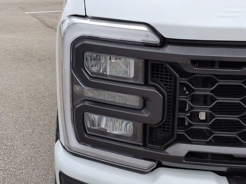 Used 2024 Ford F250 XL w/ STX Appearance Package AWD/4WD image 10
