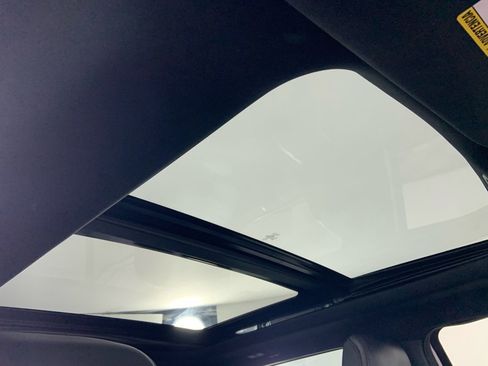 Used 2021 Ford F350 Platinum w/ FX4 Off-Road Package image 17