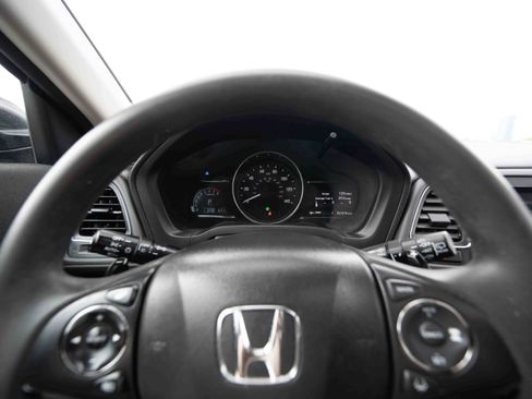 Used 2022 Honda HR-V EX image 15