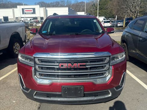 Used 2023 GMC Acadia SLT image 2