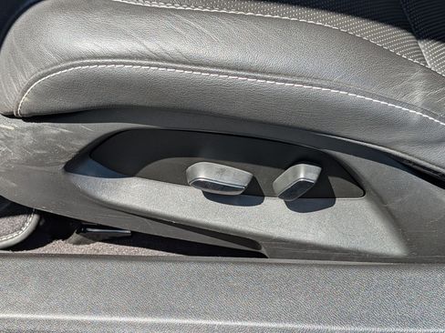 Used 2024 Chevrolet Corvette Stingray Coupe w/ 1LT RWD image 16