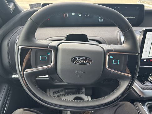 New 2025 Ford Expedition Max Platinum w/ Stealth Performance Package image 18