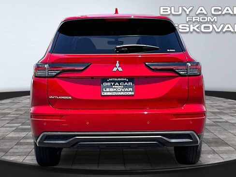 New 2026 Mitsubishi Outlander ES AWD/4WD image 4