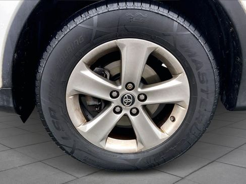 Used 2015 Toyota RAV4 XLE image 11