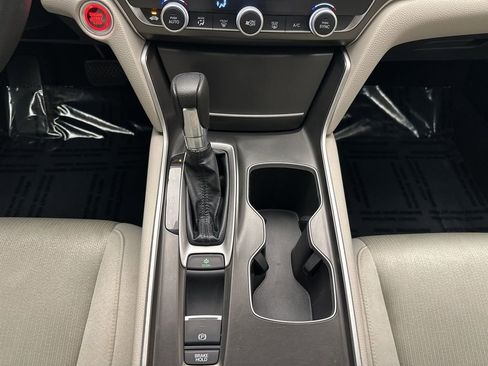 Used 2018 Honda Accord LX image 21