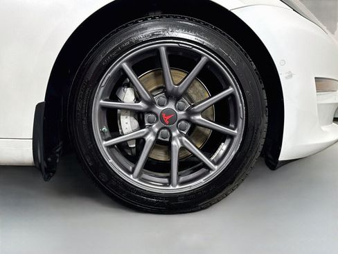Used 2019 Tesla Model 3 Standard Range Plus RWD image 41