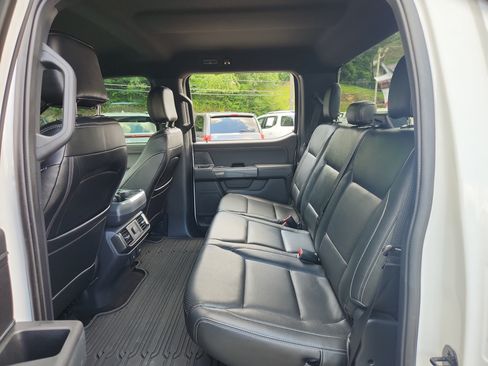 Used 2022 Ford F150 XLT w/ Equipment Group 302A High AWD/4WD image 31